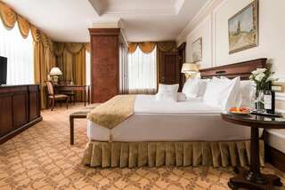 Отель Nobil Luxury Boutique Hotel Кишинёв Полулюкс-2